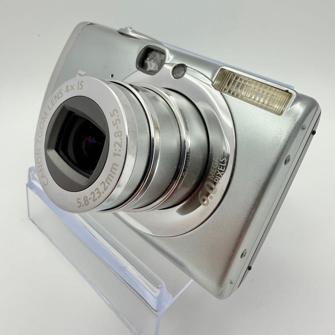 こぅ　Canon IXY 800 IS シルバー 動作確認済み SD付