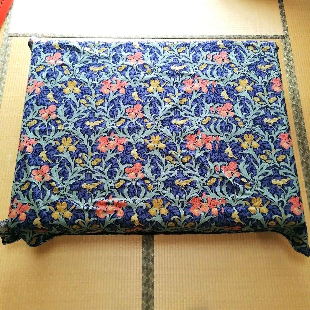 ウィリアム．モーリスのソファーカバー　(マルチカバー)