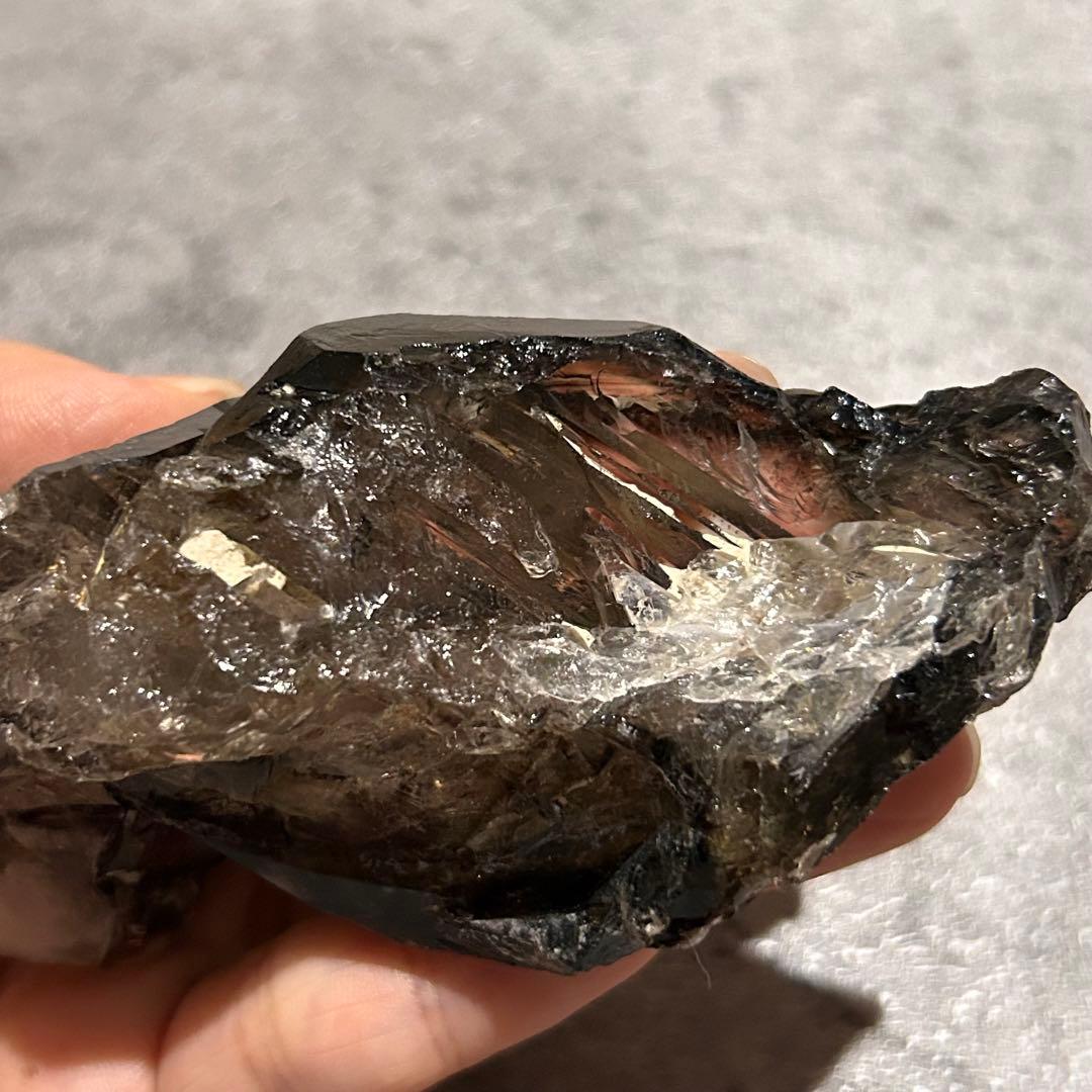 ⭐︎天然石　エレスチャルクォーツ　骸骨水晶　虹あり