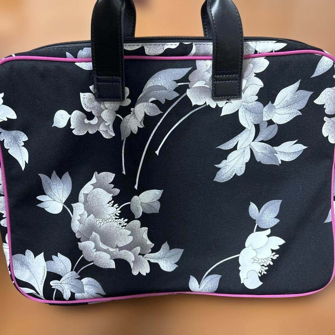 レオナールパソコンバック