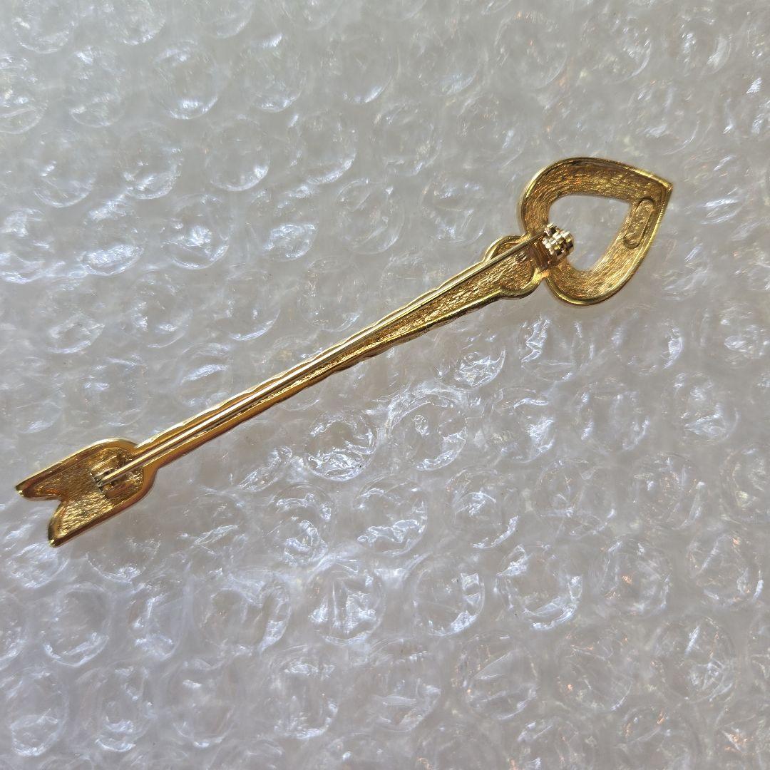 Christian　Dior　ハートブローチ　矢デザイン　クリスチャンディオール