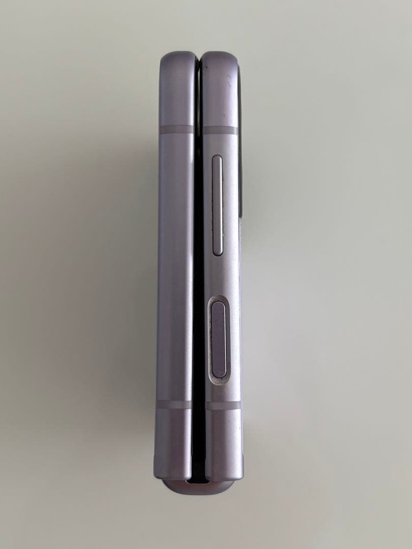 Samsung Galaxy Z Flip 4 パープル 本体　中古　箱無し