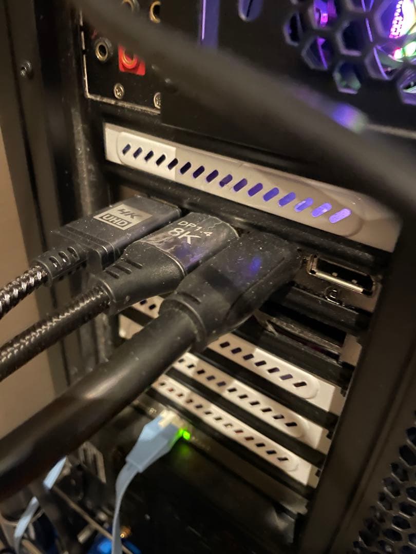 水冷MSI GeForce RTX 4090 SUPRIM LIQUID