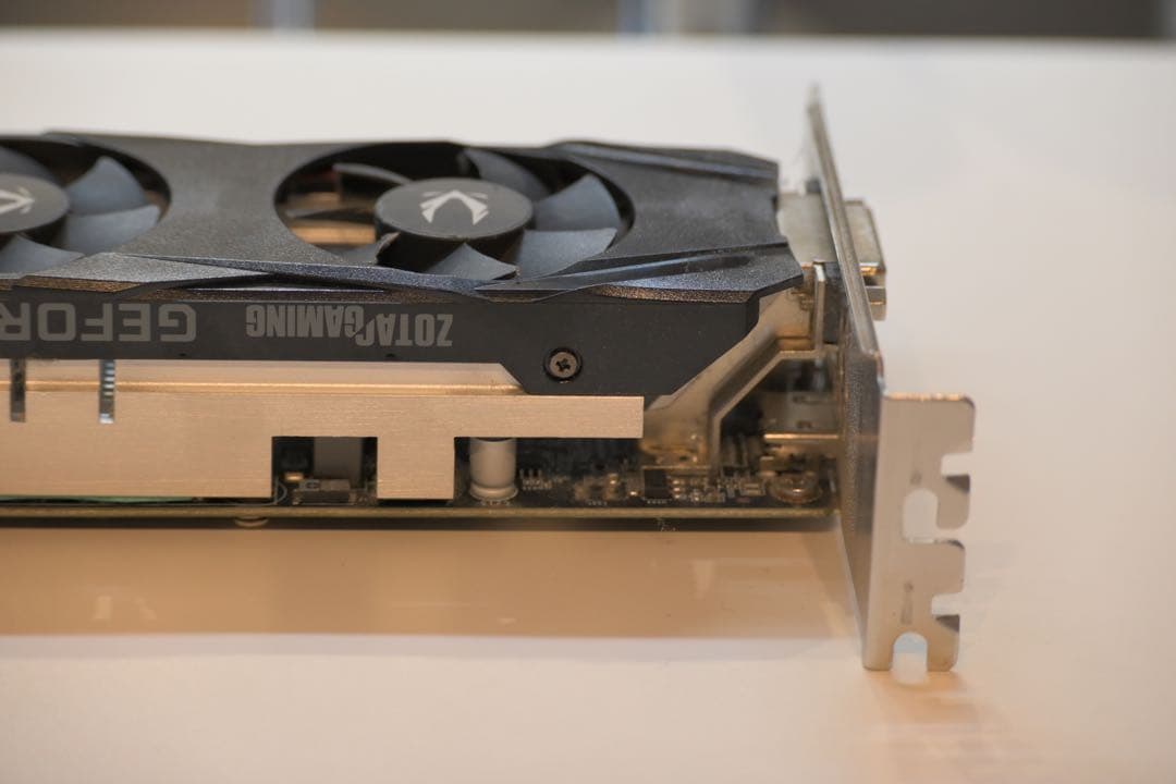 ZOTAC　GeForce GTX1650 LP 4GB グラボ