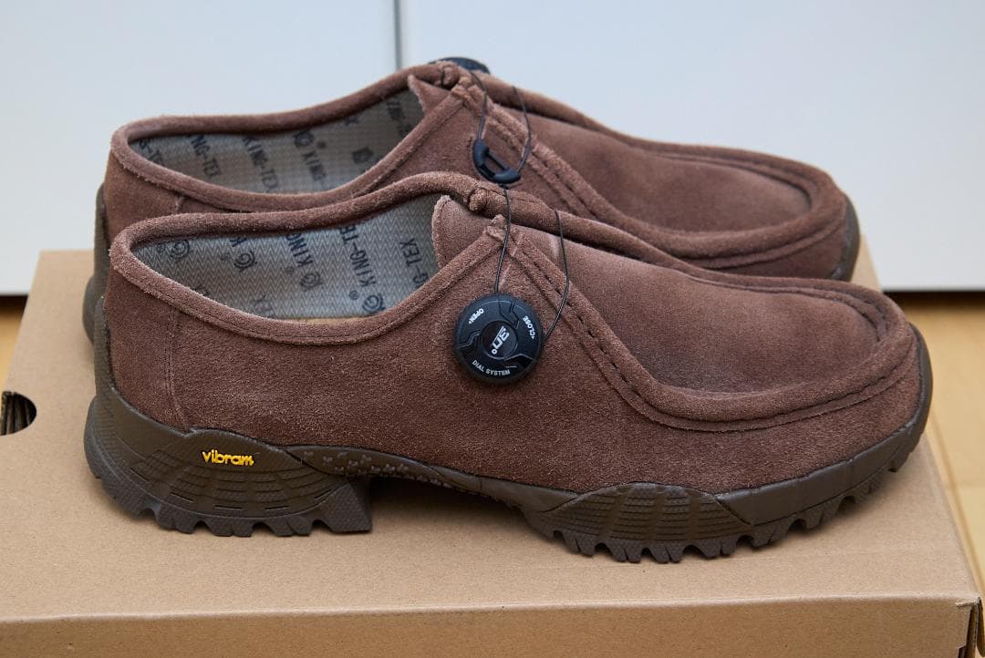 pg playground KNOCK 2 BROWN 42 27㎝