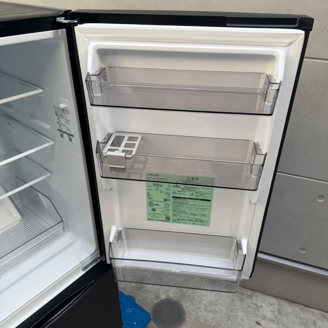 217⭐️2025年製★ほぼ新品★東芝　冷蔵庫　マットブラウン　黒　一人暮らし