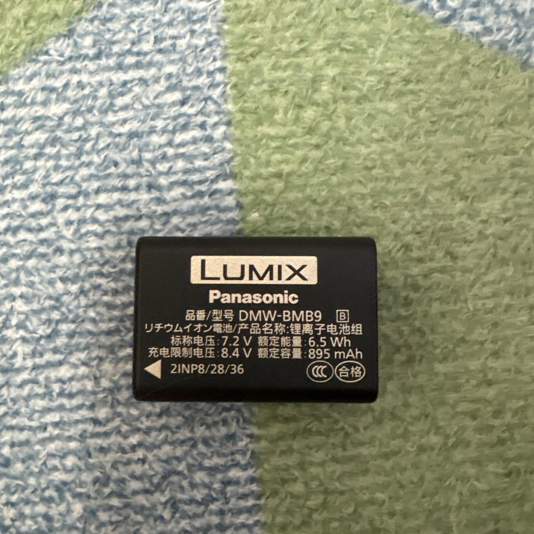 美品　Panasonic LUMIX DC-FZ85D デジタルカメラ
