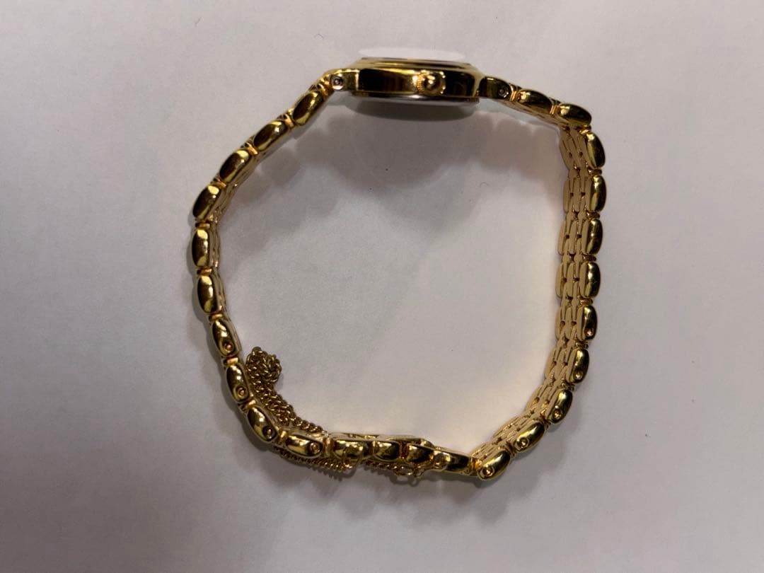 【中古】SEIKO クォーツレディース腕時計　1F21-0A30