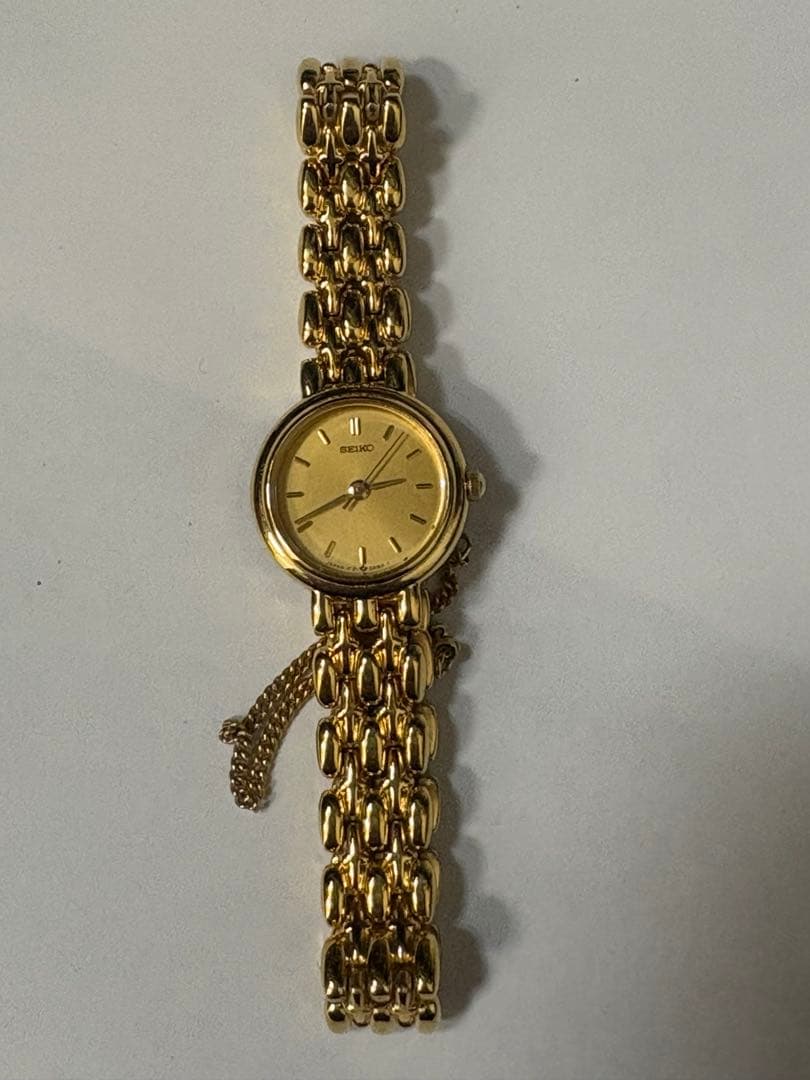【中古】SEIKO クォーツレディース腕時計　1F21-0A30
