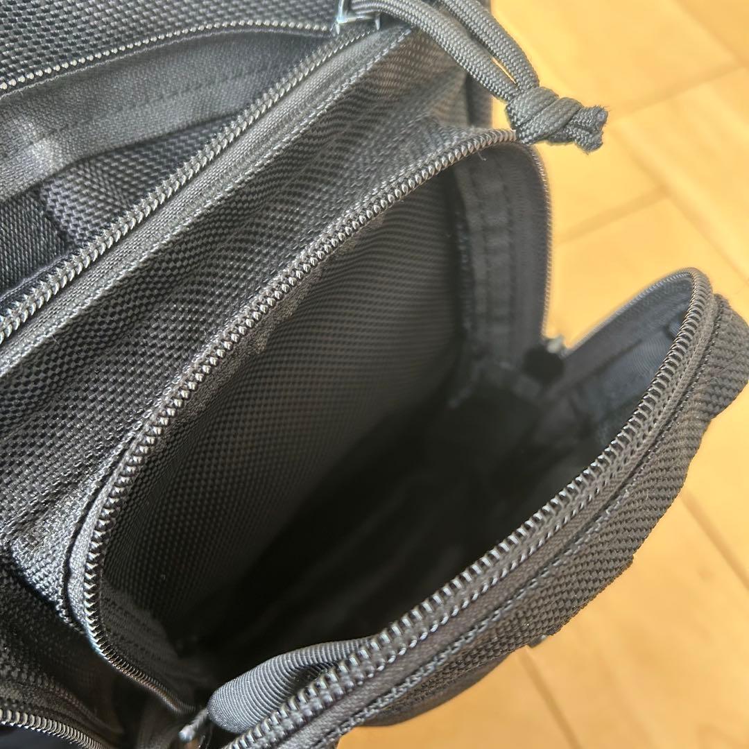 BRIEFING／B4 OVER TRIP／BLACK