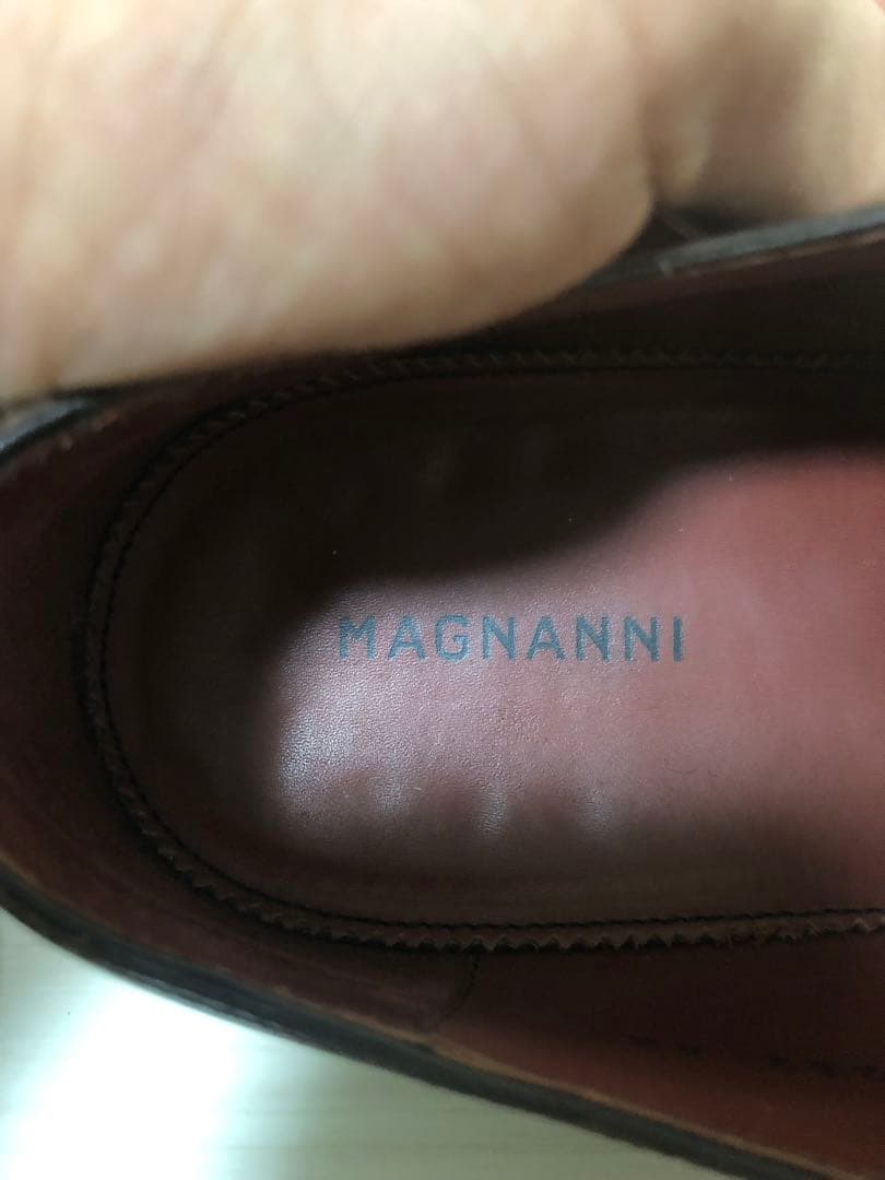 m*a様 MAGNANNI 13232 オパンケ レザーホールカットドレスシュー
