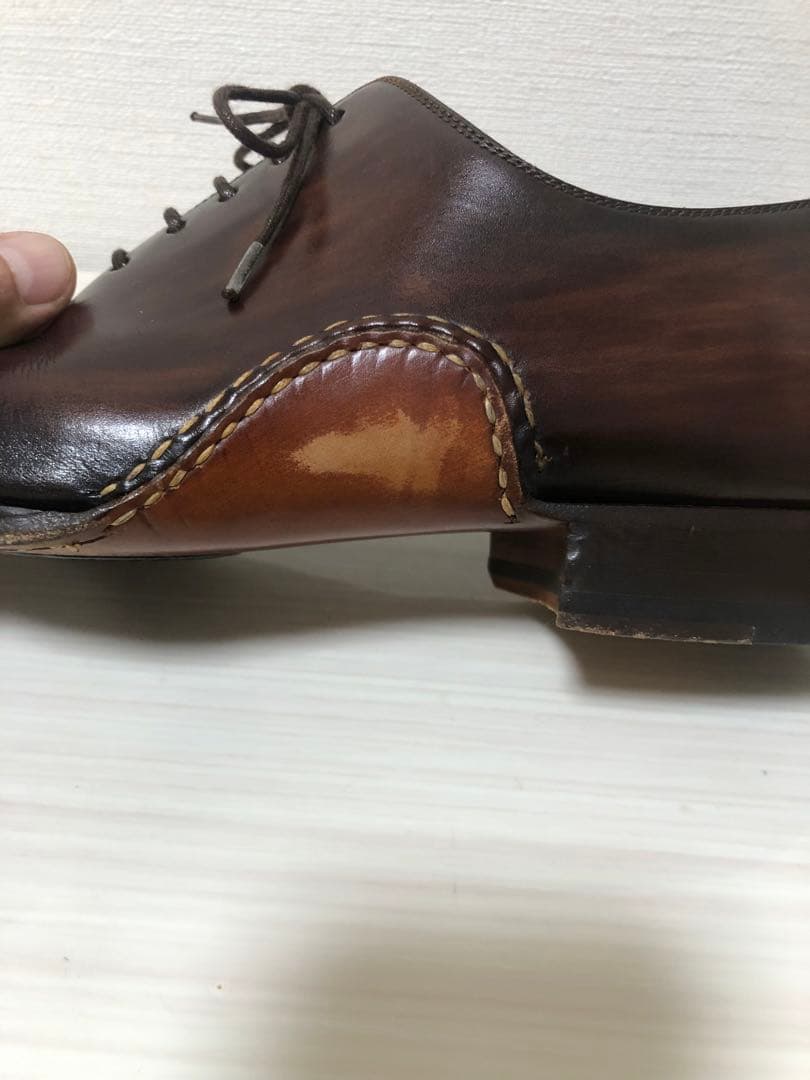 m*a様 MAGNANNI 13232 オパンケ レザーホールカットドレスシュー