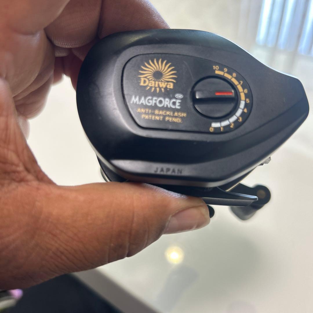 リール SIMANO DAIWA MADE IN JAPAN