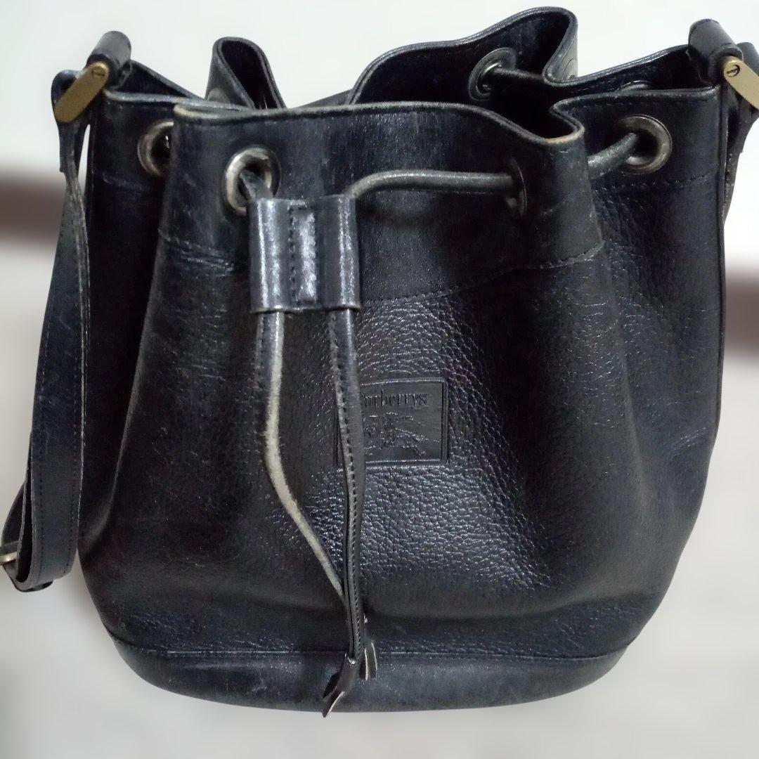 バーバリー 巾着　レザー　ショルダーバッグ