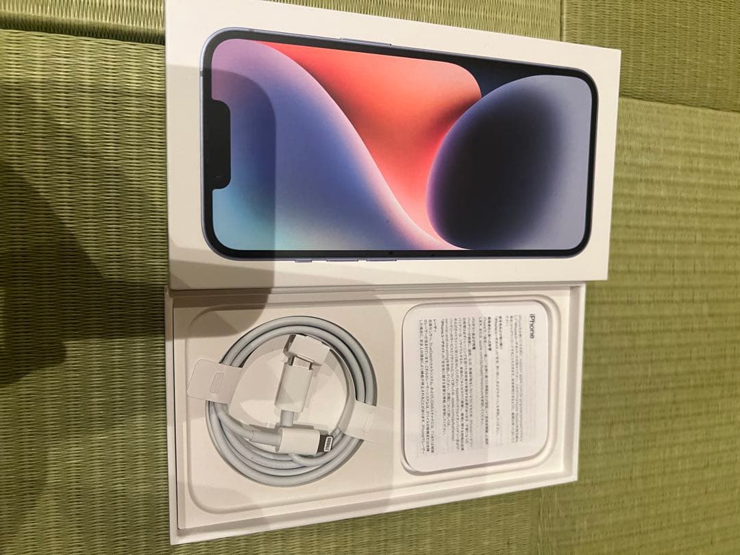 iPhone14ブルー128GB最大容量79% 箱入り、充電ケーブル付
