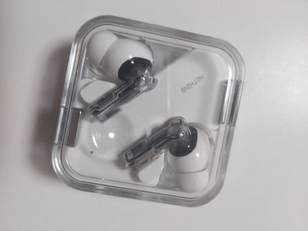 Nothing ear 現行品•第三世代 ハードケース付き