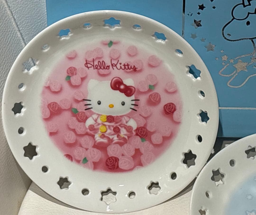 ハローキティ　お皿　25周年記念限定 5枚セット 新品箱入り　サンリオ　激レア