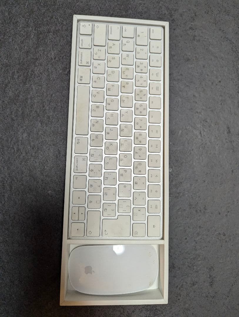 iMac 21.5インチ Retina 4K 8GB 1TB