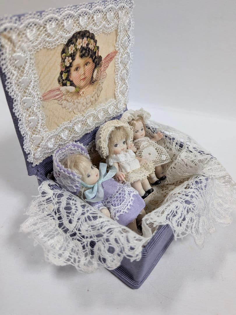 ちびくま工房　シンディちゃん5センチとパティちゃんのすみれ色のbox