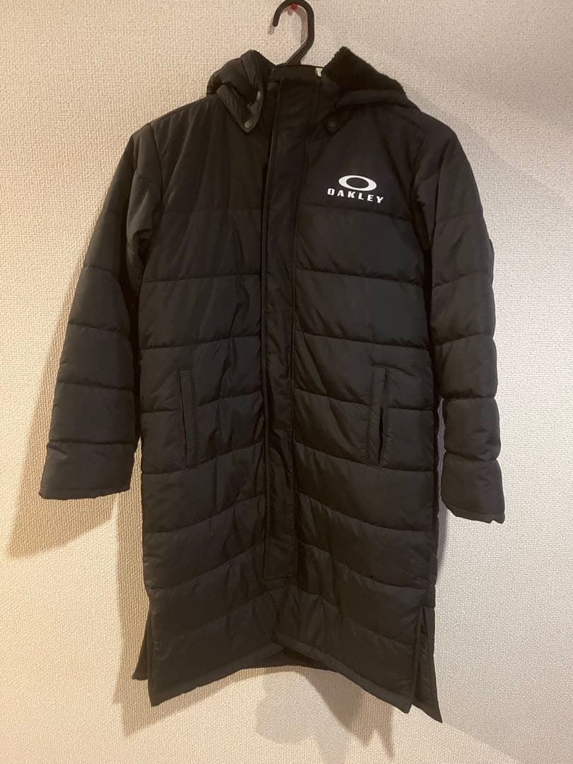 ☆美品☆ オークリー　ベンチコート　140センチ　ブラック