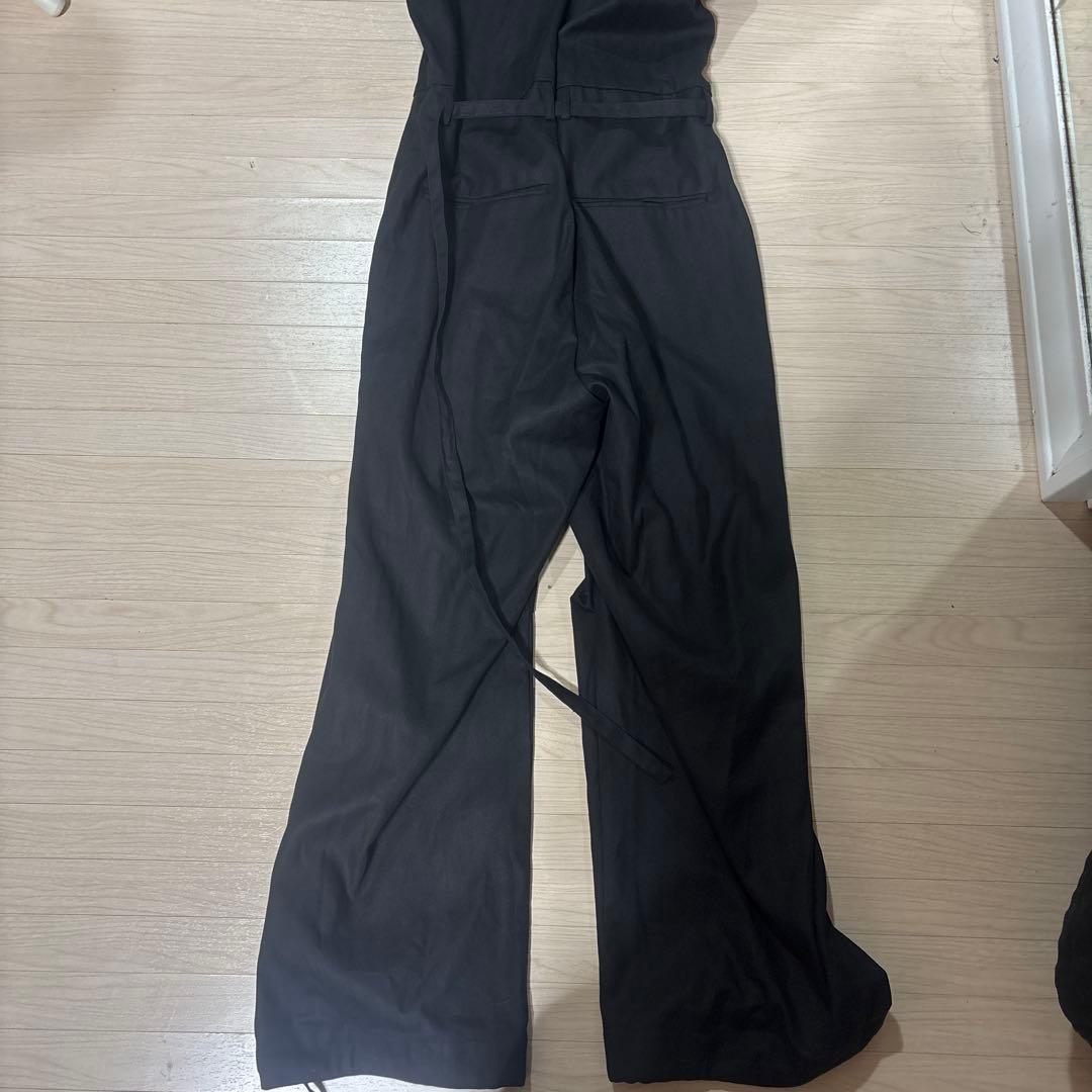 CAMPHOR WOOD ブラックジャンプスーツ