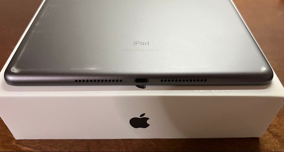 iPad 第7世代　Wi-Fiモデル　32GB