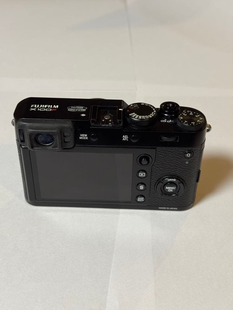 FUJIFILM X100F ブラック