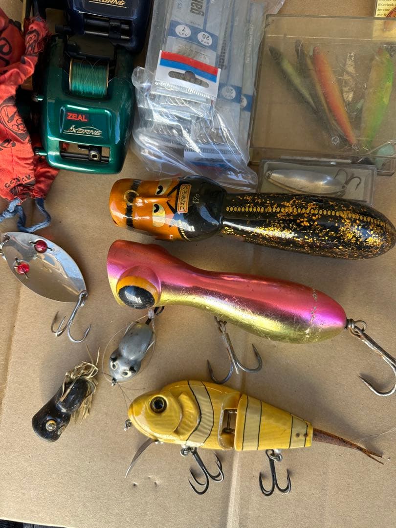 ハードルアーとナイロンラインセット