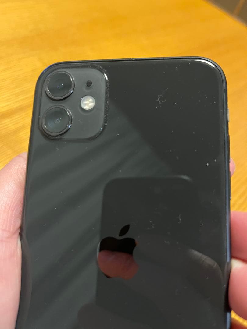 Apple iPhone 11 128GB ブラック バッテリー99%