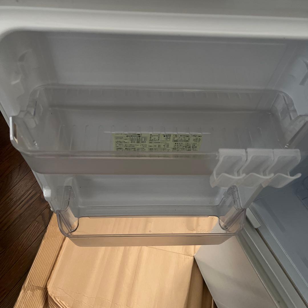 【再出品】SHARP 冷凍冷蔵庫 ホワイト　SJ-D14C-W 137L
