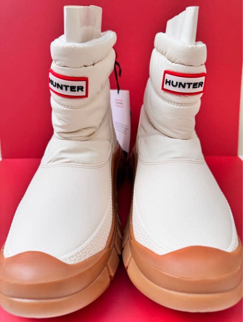 ◯新品 HUNTER スノーブーツ 白24cm未使用 防寒防水