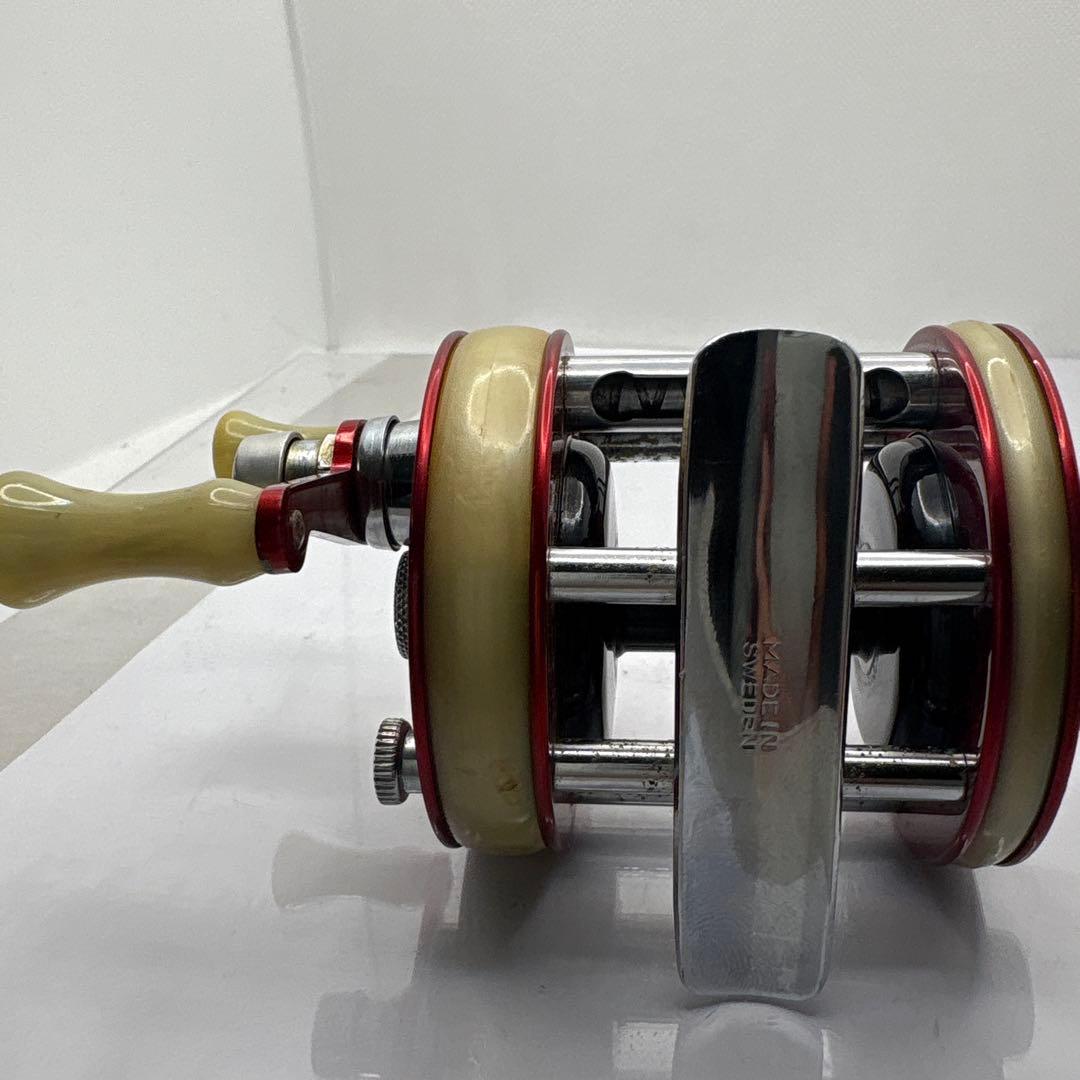 Ambassadeur 2600 ベイトリール