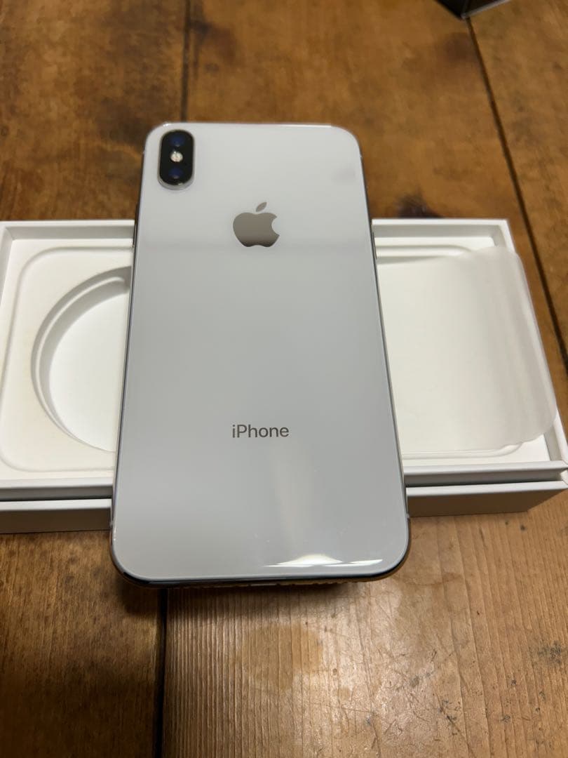 iPhone X シルバー 本体　難あり