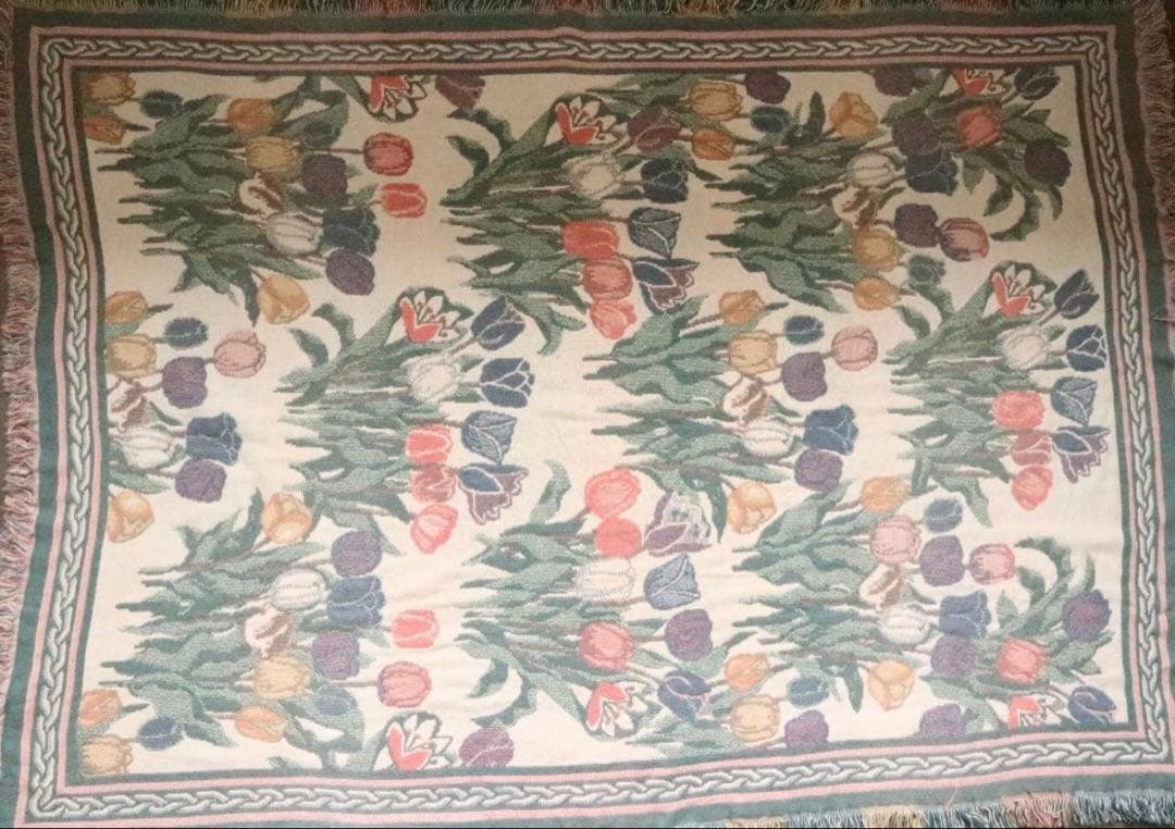 USA RUG / チューリップ柄