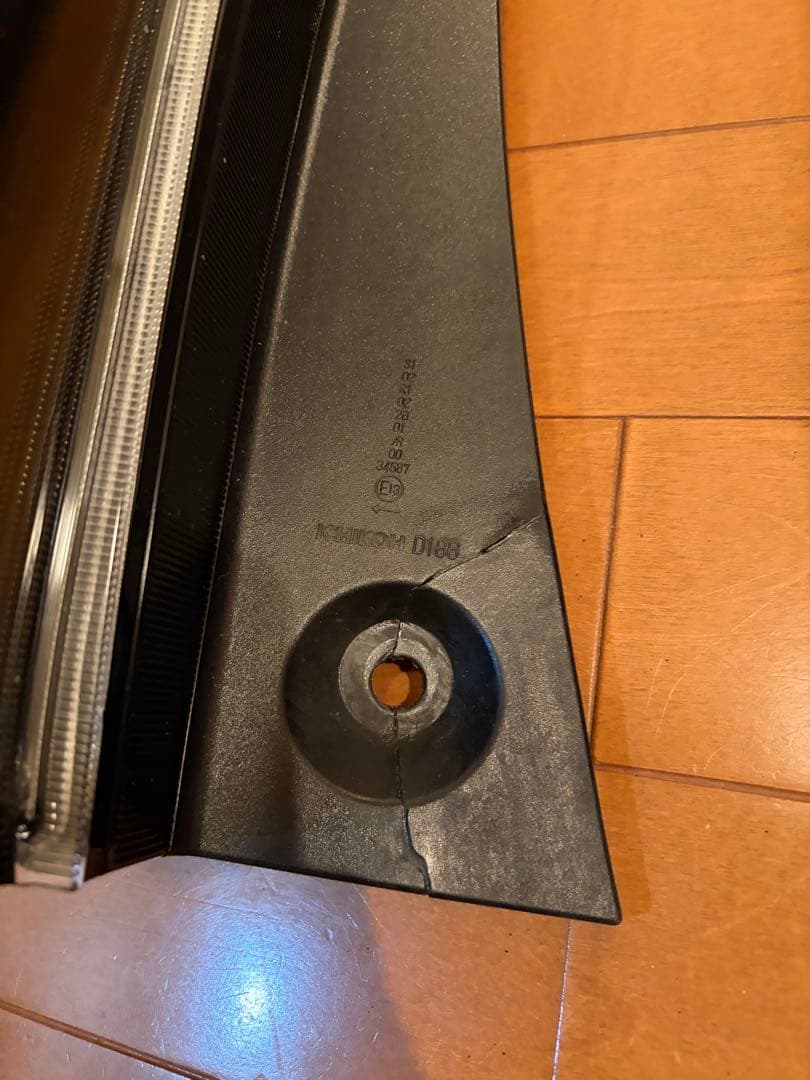 車*ん様 N-BOX JF3 テールランプ純正　左右セット