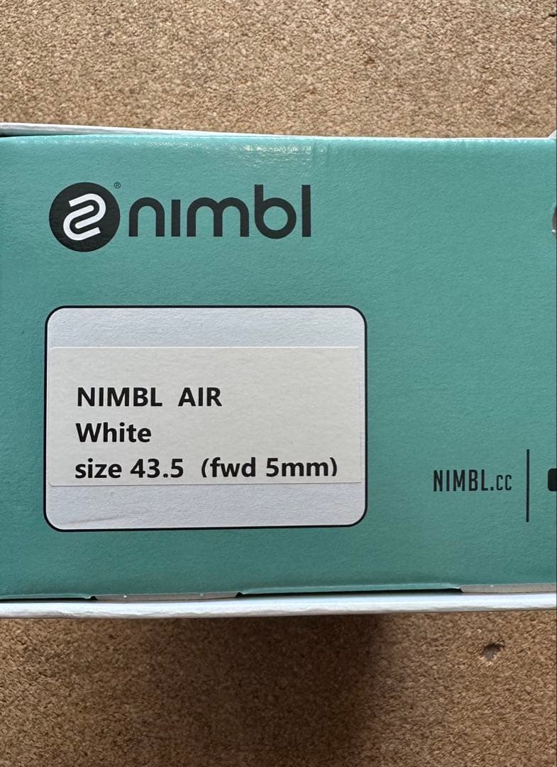 nimbl AIR White 43.5 未使用