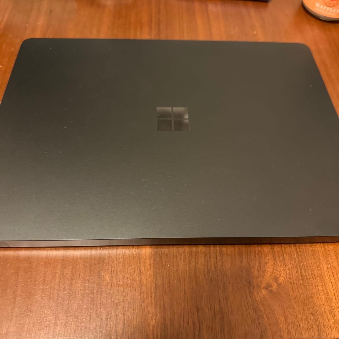 Microsoft Surface 第7世代メモリ16GB/SSD 512GB