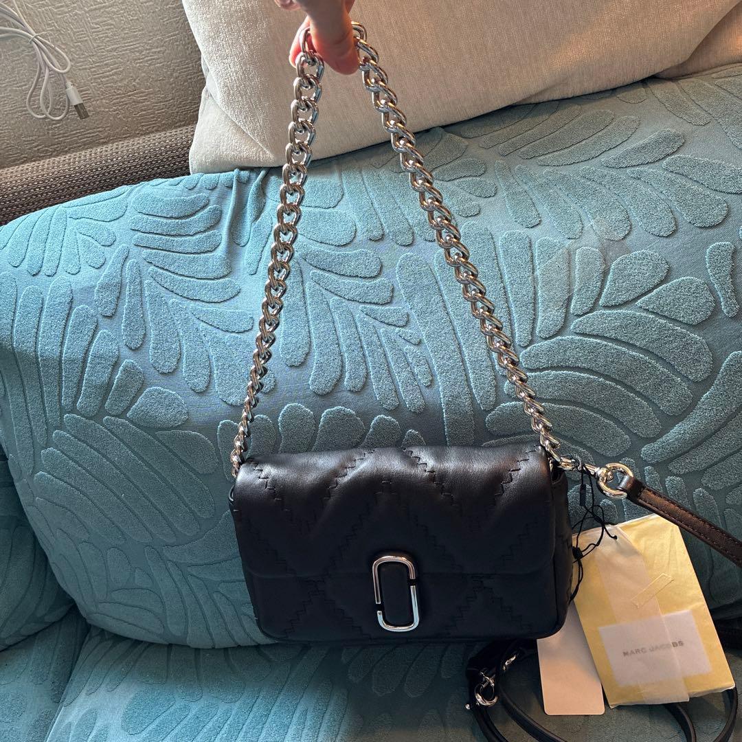 新品　お洒落★マーク ジェイコブス キルティングJ Marcミニショルダー