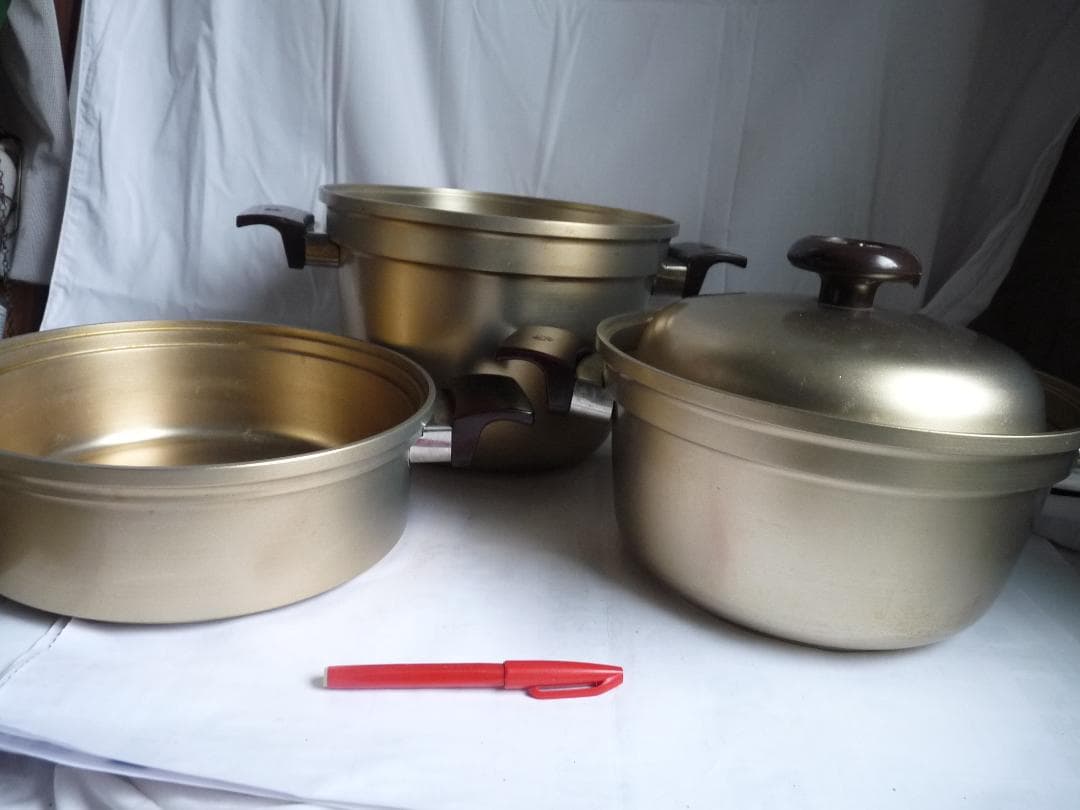 しばのキッチンゴールド鍋セット 径26、高さ18/13/8.5ｃｍ