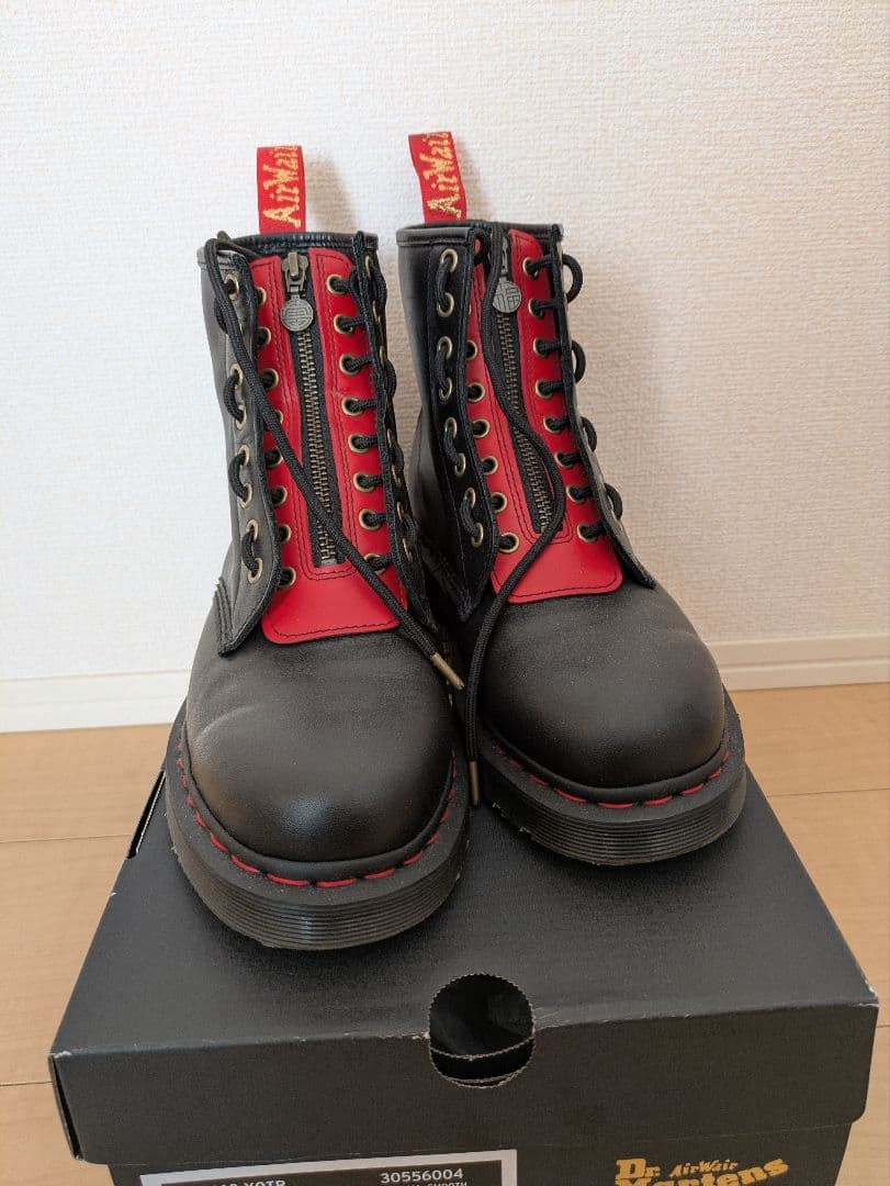 ドクターマーチン 卯年 兎 8ホールブーツ UK7