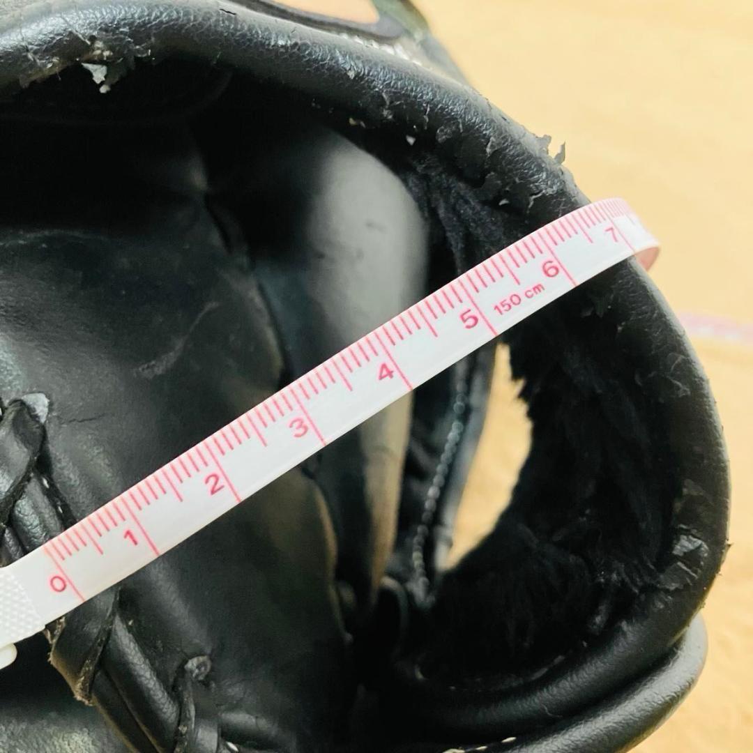 【希少】asics グローブ ピッチャー用 3121A341 左投げ ブラック