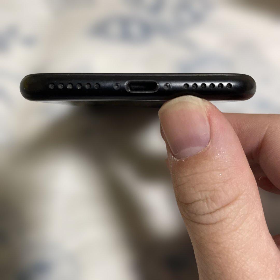 Apple iPhone SE(第2世代) 64GB ブラック SIMフリー