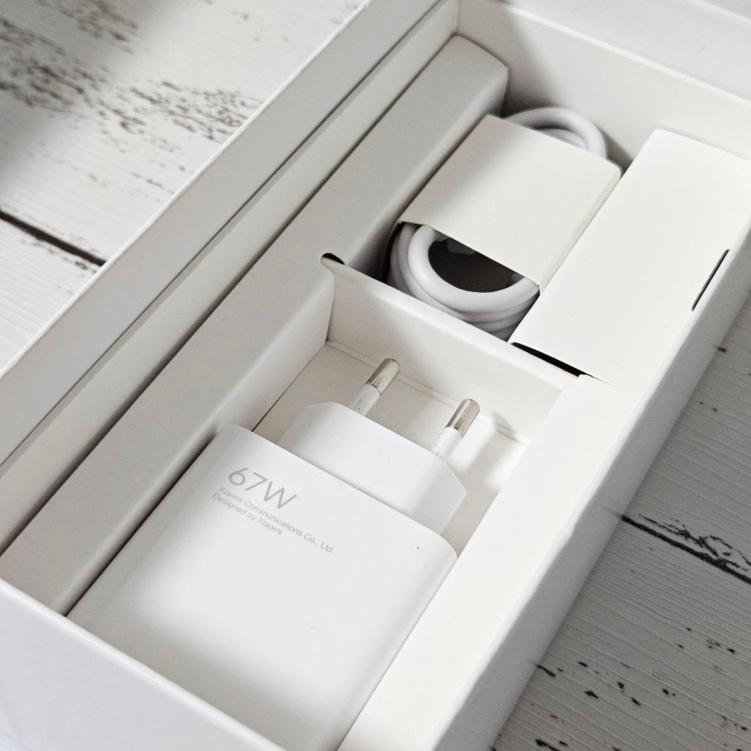 【おまけ付き】Xiaomi 12 パープル 8GB RAM 256GB ROM