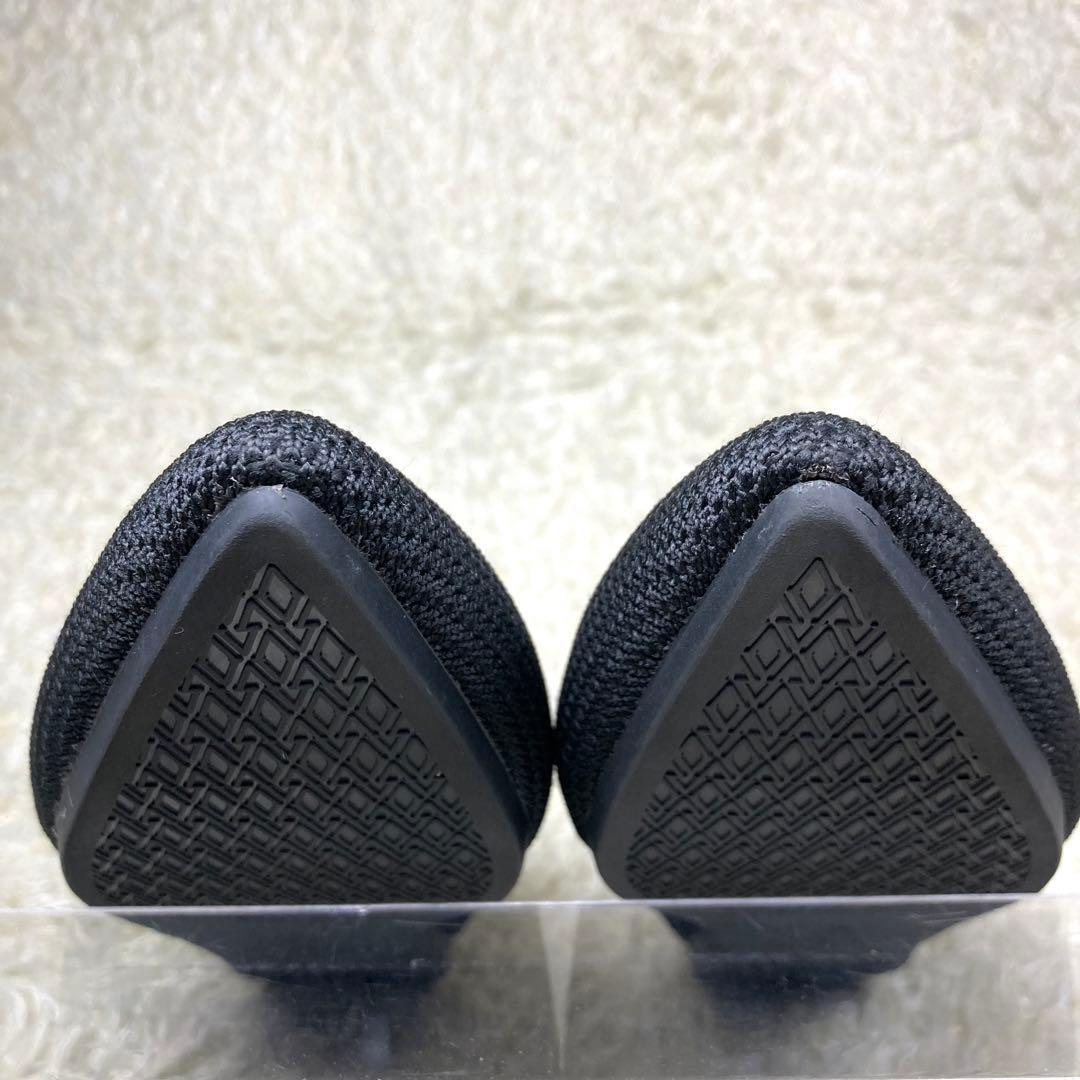 『未使用級』VIVAIA フラットパンプス 撥水加工 ポインテッドトゥ　ブラック