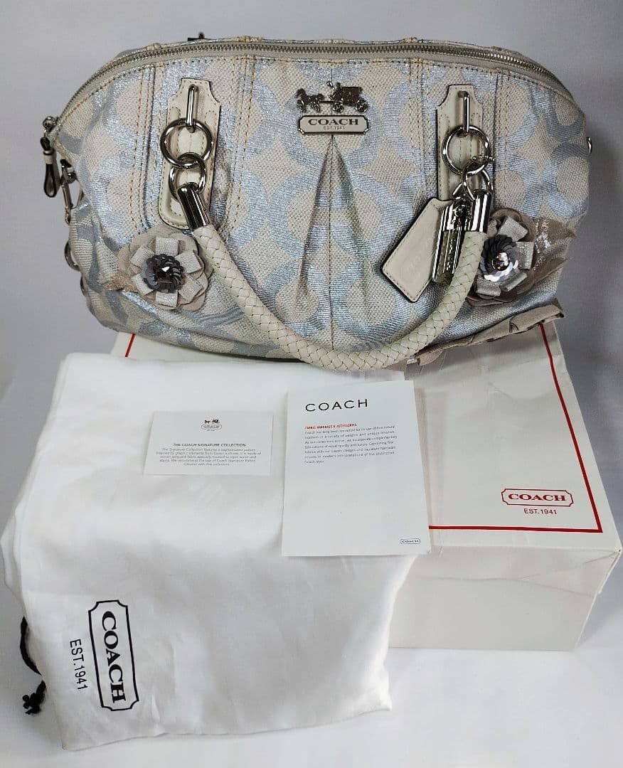 COACH コーチ 2way ショルダーバッグ　花モチーフ
