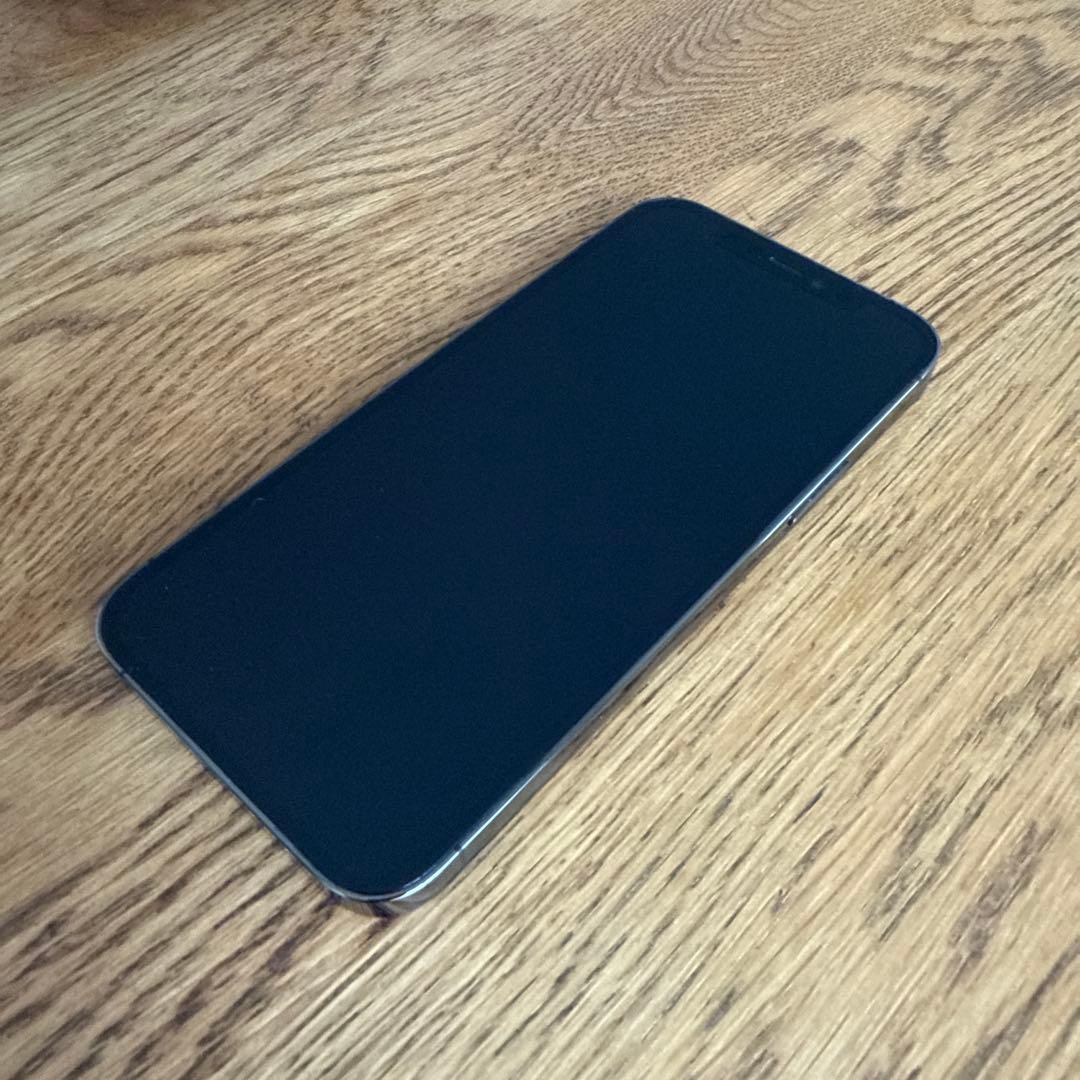iPhone12pro 256GB グラファイト　純正ケーブル2本付き　傷なし