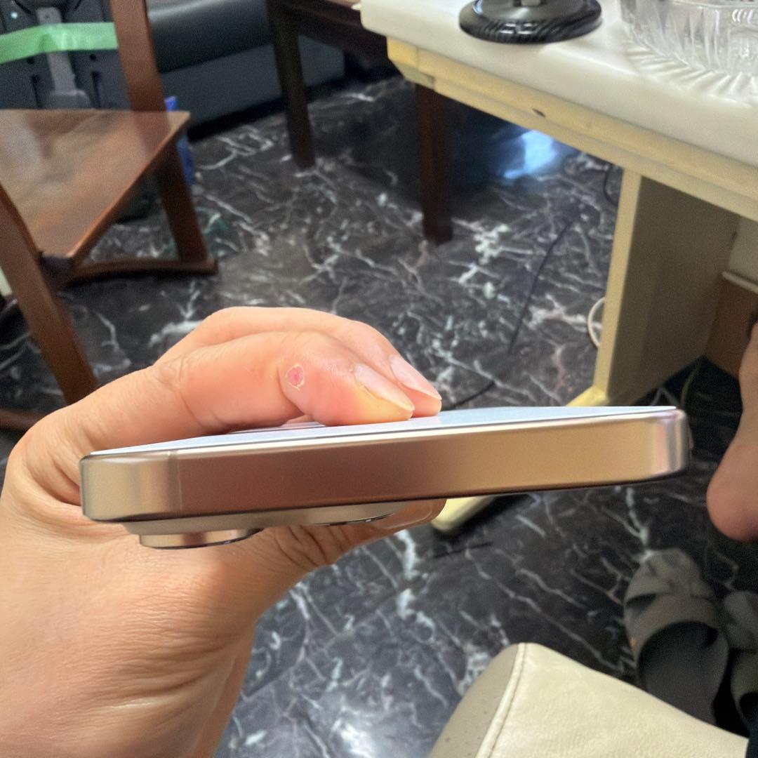 Apple iPhone 16 ProMax256Gデザートチタニウム