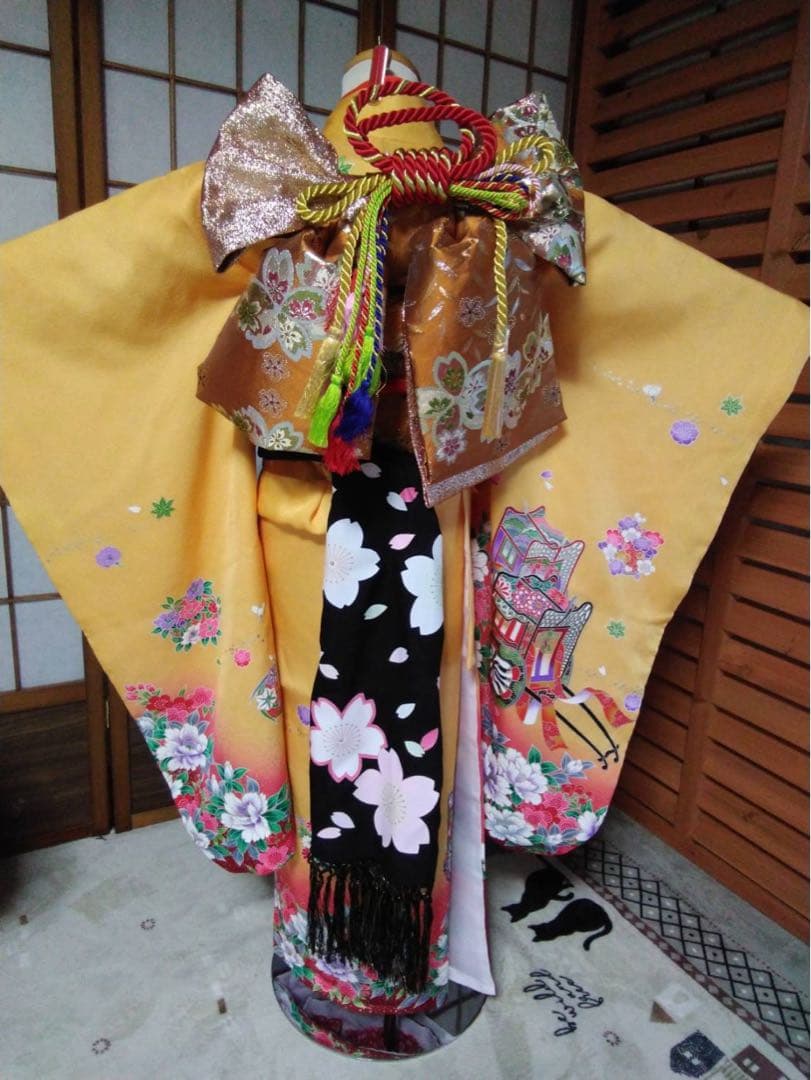 きゅーたです。7歳向けのお着物セットです