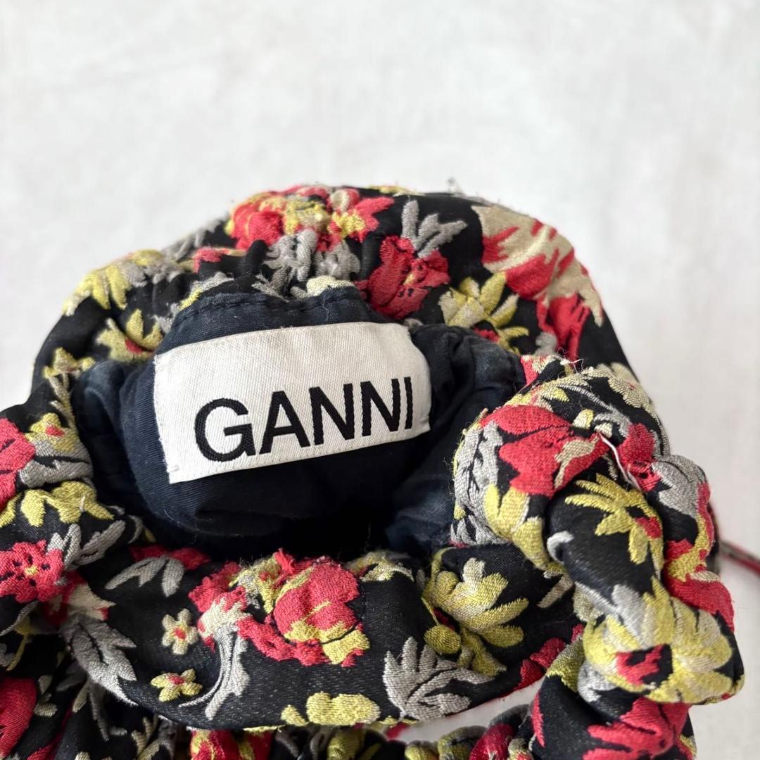 GANNI ボタニカル 巾着ショルダーバッグ　ブラック　刺繍　黒 ジャガード