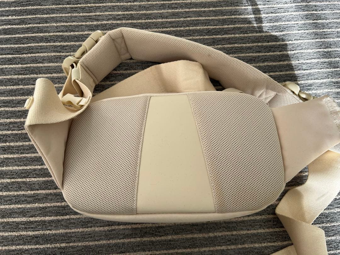 最！最終値下げ　POMULU 2wayヒップシート　ナチュラルアイボリー